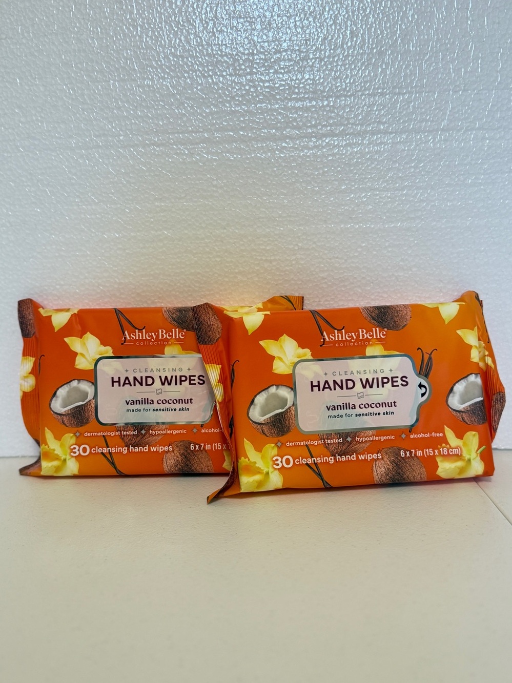 Ashley‎ Belle Cleansing Hand Wipes Vanilla Coconut For Sensative Skin 60 wipes